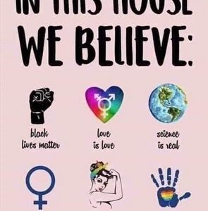 Meet your Posher, Rita